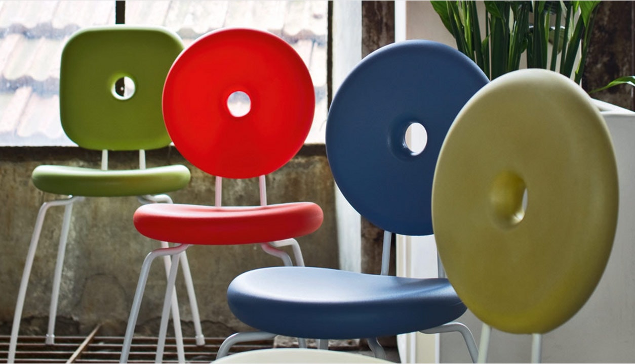 Ping Pong Pang Outdoor Chair by Serralunga Furniture Chairs Ping Pong Pang Outdoor Chair by Serralunga Furniture Chairs